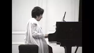 Rosalyn Tureck plays Bach Aria and 10 variations in the Italian style  (1995 St.Petersburg)