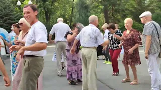 ПЕРВАЯ ЛЮБОВЬ! ТАНЦЫ ХАРЬКОВ 2023 #retrodancing #music