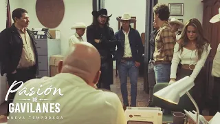 Pasion de Gavilanes 2 - Los Reyes Elizondo se encuentran frente a frente con Adela y Pedro