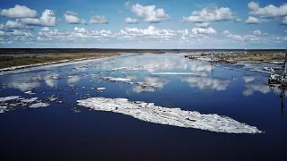 Ледоход на реке Северная Сосьва 28 апреля 2021