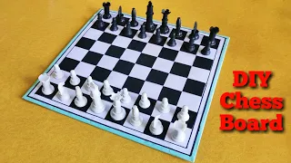 How To Make Chess Board At Home/ DIY Chess Board ||Priti's Art & Craft.