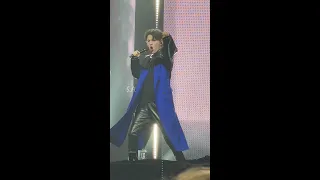 [FANCAM 4k] Dimash Qudaibergen - Stranger (концерт в Дубае 25.03.22)