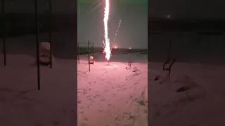 Салют 2022 Бааабах🎆.Всех с новым годом🎉😁