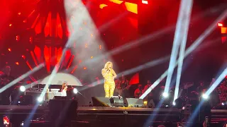 Despina Vandi - Να τη χαίρεσαι                                      Na  tin xerese (live Korca)