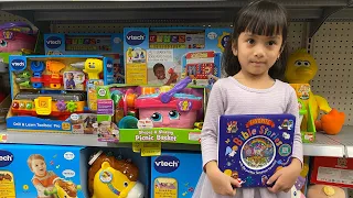 Toys review in Walmart ,cooking toys ,farm and animal house toys ,garden flowers toys ….