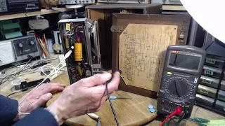 Breadner Bradna JBL 37 Tube Radio Video #5 - Getting it Working