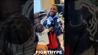 FLOYD MAYWEATHER EATS AN UPPERCUT FROM GRANDSON TEACHING HIM HOW TO “FIGHT BACK, FIGHT HARD”