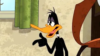 Daffy is scared of Poochie the Tasmanian devil