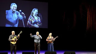 Вадим-Валерий Мищуки,Галина Хомчик,хор зрителей самарской филармонии п/у Валерия  Мищука.Весен.танго