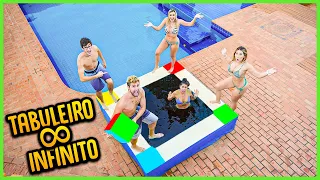 TABULEIRO INFINITO NA PISCINA!! ( NOVO MINI GAME ) [ REZENDE EVIL ]