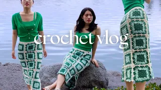 crocheting a granny square skirt (in 5 days) | crochet vlog