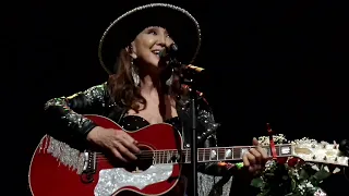 Pam Tillis/Lorrie Morgan-Opening Medley, Live, Baton Rouge, LA, Feb. 22, 2013, Manship Theatre