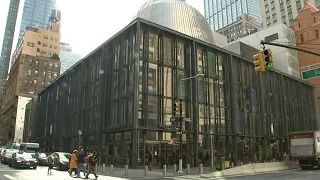 Retail giant says it's breaking lease with Fulton Transit Center in Manhattan