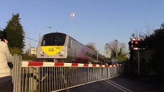 NIR 201 Class loco 209 + Enterprise Train - Dunmurry Level Crossing  25/11/16