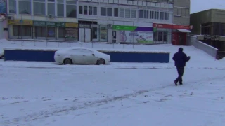 Центральная площадь Василькова в снегу вместо асфальта!14.11.2016г.