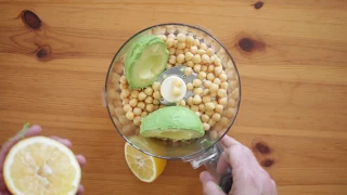 Chickpea-Avocado Mash Sandwich with Lemon