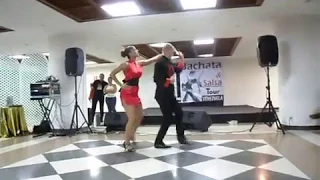 Ataca y La Alemana Show Bachata en Fukuoka en el 1er Bachata & Salsa Tour Venezuela 2011