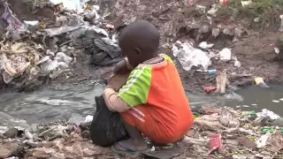 Slum Stories: Kenya - Going to the toilet in a slum