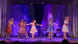 Дівчата - Ансамбль пісні і танцю Горлиця (ver.1)