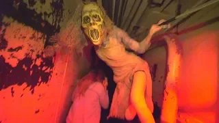 B340 maze at Queen Mary's Dark Harbor 2019