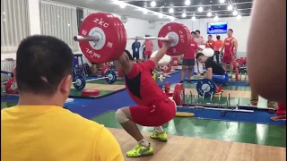 Yang Zhe in 2017 Chinese National Games Weightlifting 105kg Men Warm Up Area