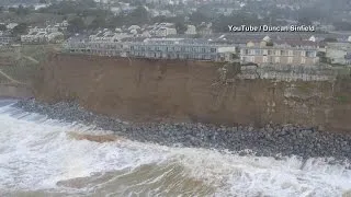 Erosion eats away California cliff, prompts state of emergency