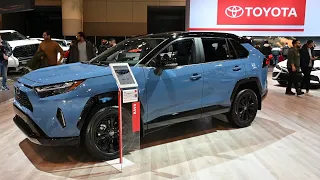 2023 Toyota RAV 4 Hybrid XSE AWD Technology Package Cavalry Blue with BLK Roof | $48,534 CAD