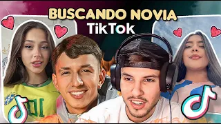 CONSIGUIENDO NOVIA EN LIVES DE TIKTOK, hacemos retos al perdedor | Samulx x Chanty