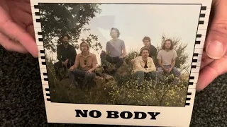 Nostalgiaudio 4K Unboxing King Gizzard & The Lizard Wizard No Body Exploding Suns On 7 Inch Vinyl