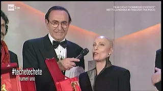 Pippo Baudo premia Giuni Russo a Sanremo 2003