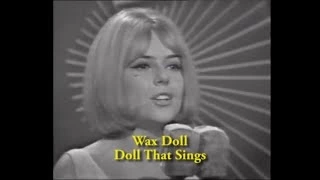 "Poupée de Cire, Poupée de Son" France Gall, Eurovision 1965 with English Subtitles