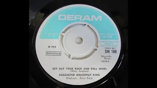 The Crocheted Doughnut Ring – Get Out Your Rock And Roll Shoes  ___ UK Psych/Dancer – Fuzz guitar