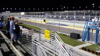 NASCAR Homestead 2016 - Trucks Green Flag