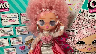 LOL SURPRISE OMG PRESENT SURPRISE MISS CELEBRATE DOLL REVIEW