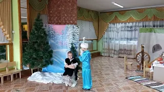 "Морозко" - спектакль по мотивам русской народной сказки.