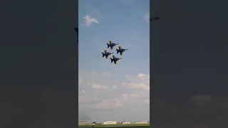 Fourth of July Blue Angels AND Thunderbirds! | ONE Airshow! #shorts #fourthofjuly