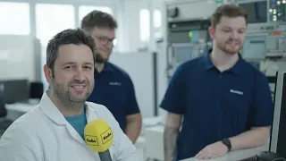 Der Jobhopper: Dominik zu Gast bei Rohde & Schwarz in Köln