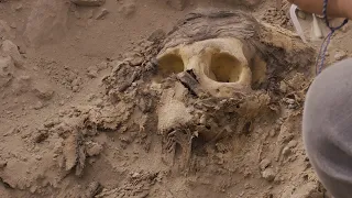 Hallazgo histórico: momia y templo de casi 3000 años estaban bajo basural