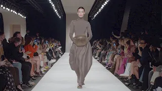 Max Mara | Fall Winter 2022/2023 | Full Show