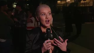 Xtina Talks About Meeting Whitney, Shades Mariah? (AMAs 2017)