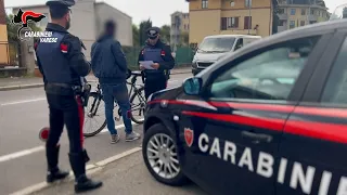 Busto: i carabinieri fermano il delivery della droga