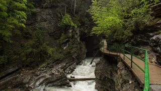 Hiking at the gorge Breitachklamm in Allgäu with lots of rain