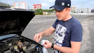 Проверка уровня масла в двигателе