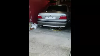 BMW E38 V12 LOUD!