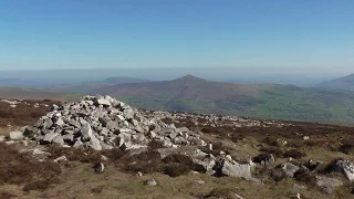 PEN CERRIG-CALCH - BRECON BEACONS