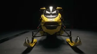 Gamme @skidoo MXZ & Renegade 2025 walkaround