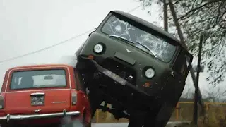 Непокорная (2017) 4 серия - сar crash scene