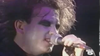 The Cure - Lullaby Live 1990