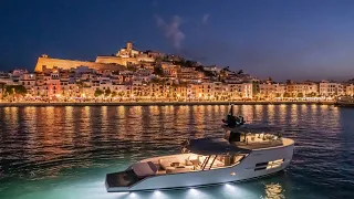 Luxury Yacht ARCADIA YACHTS  SHERPA
