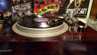 Dennis DeYoung - A Kingdom Ablaze (AUDIO-TECHNICA AT-160ML MM CARTRIDGE)